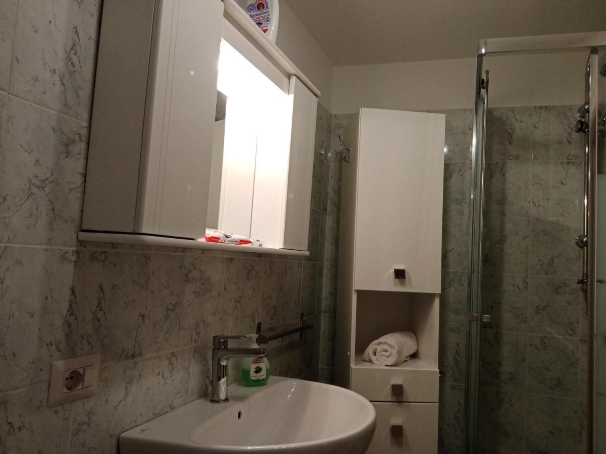 La Dimora Di Pietra Apartment Gubbio Bagian luar foto