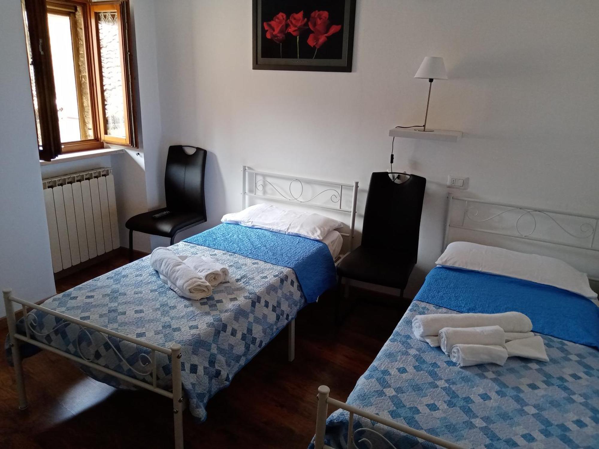 La Dimora Di Pietra Apartment Gubbio Bagian luar foto