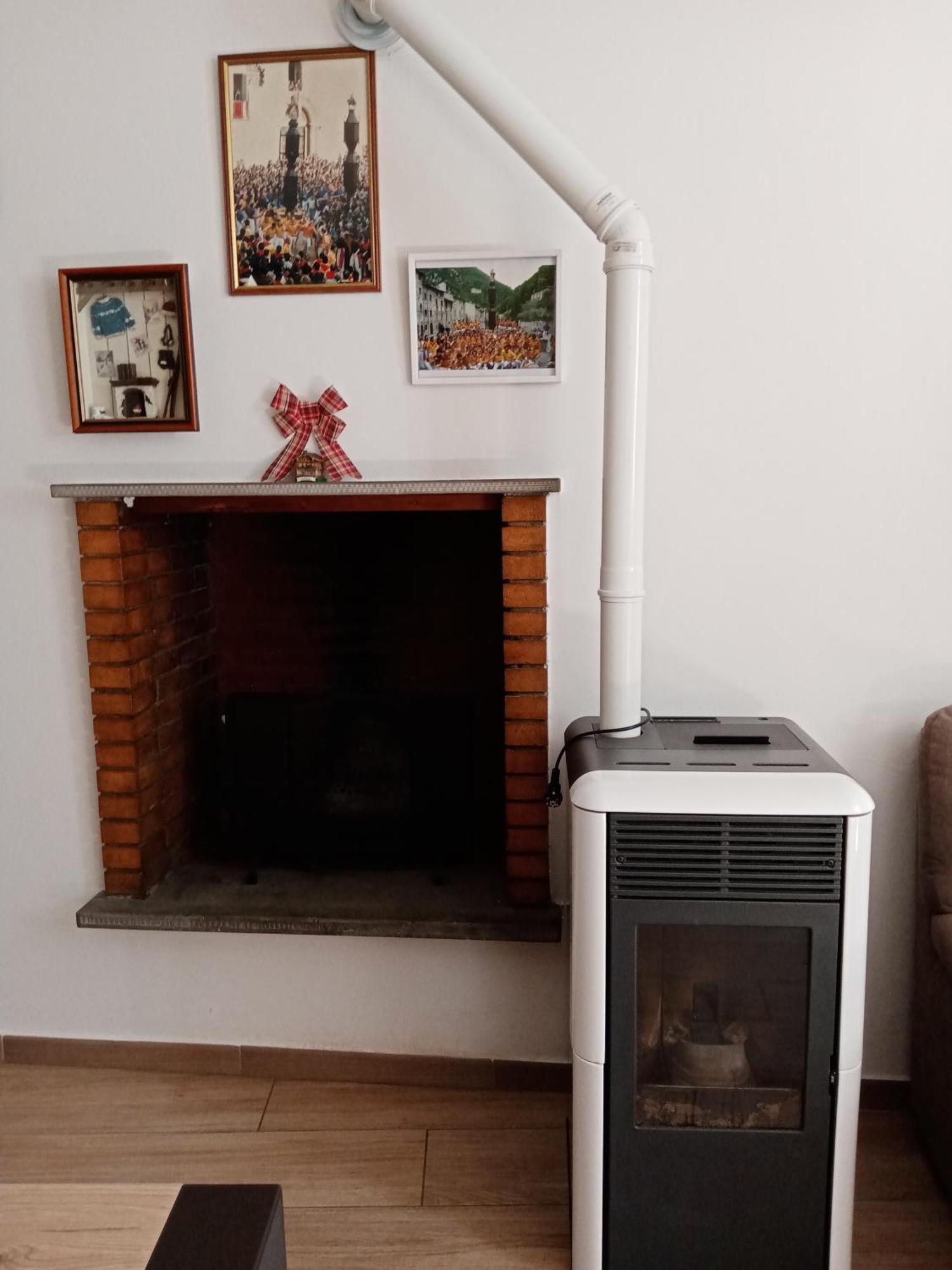 La Dimora Di Pietra Apartment Gubbio Bagian luar foto