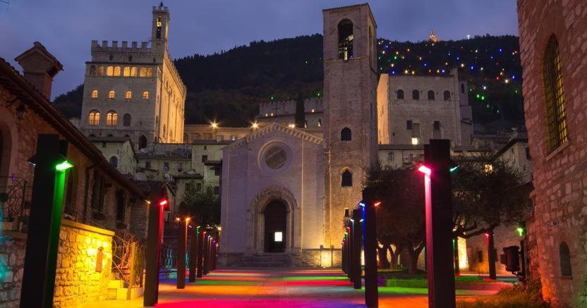 La Dimora Di Pietra Apartment Gubbio Bagian luar foto